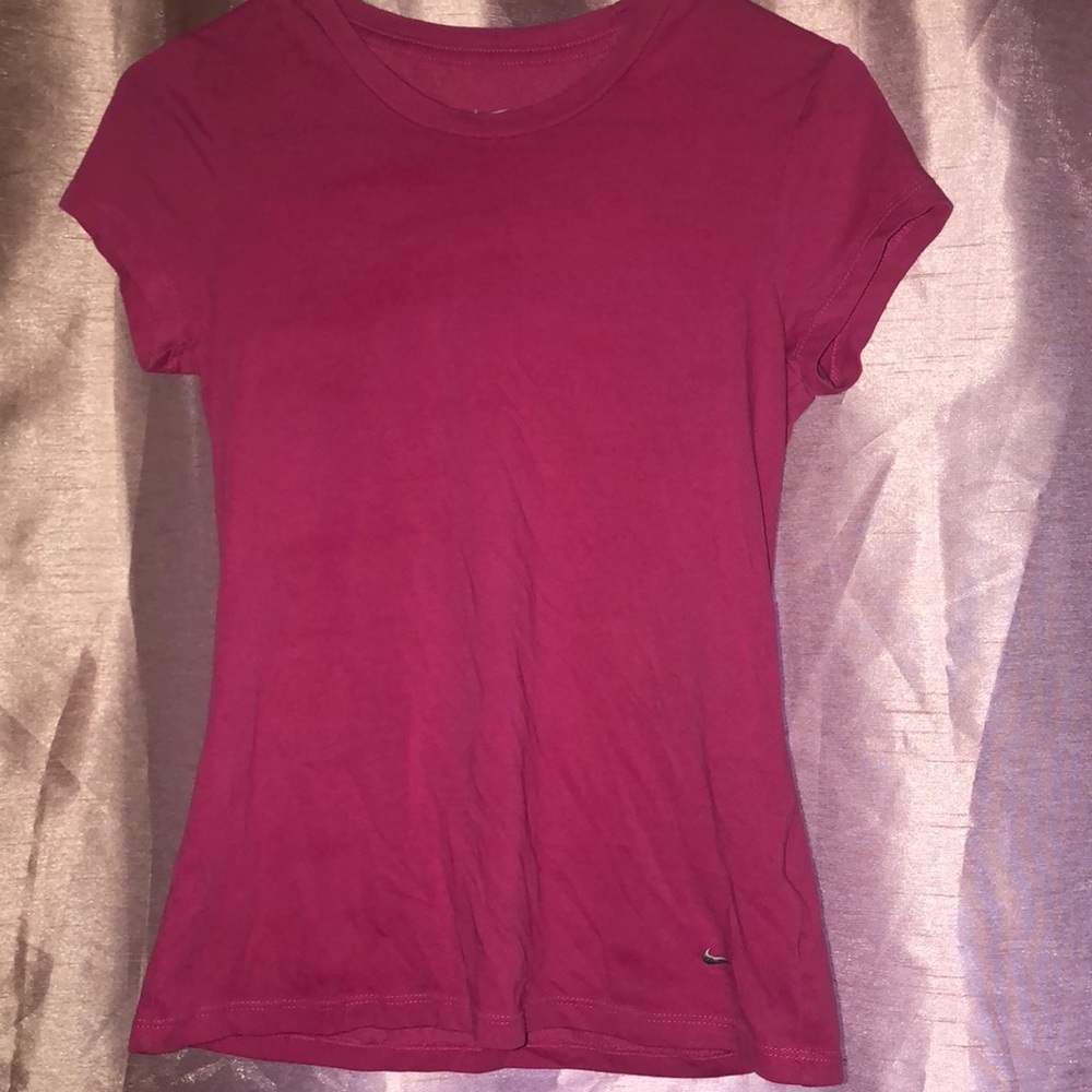 Nike top